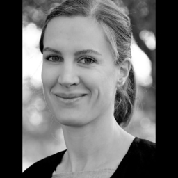 Dr. Julia Aland