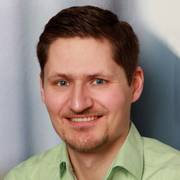 Adrian Tomasek