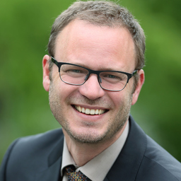 Dr. Karsten Feil