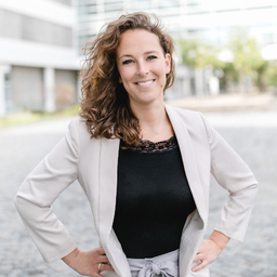 Nadine Ipolyi