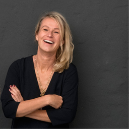 Constanze Epe
