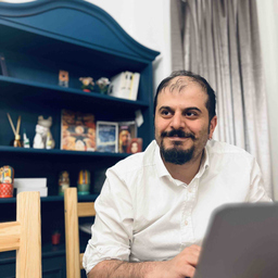 Ozgur Sarikamis
