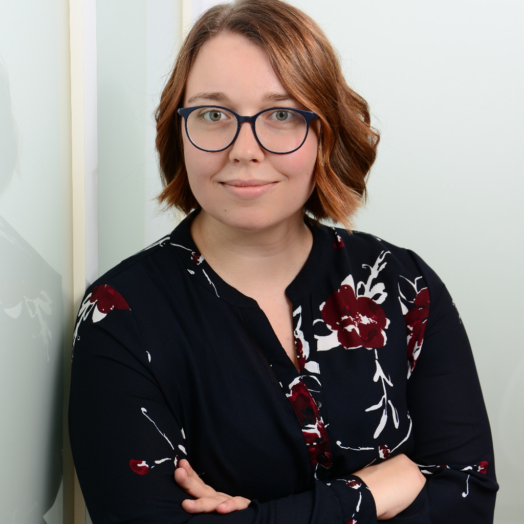 Elisa Centner Masterandin im Bereich Neurosurgery Aesculap AG XING