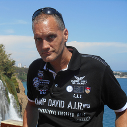 Dirk Stöber