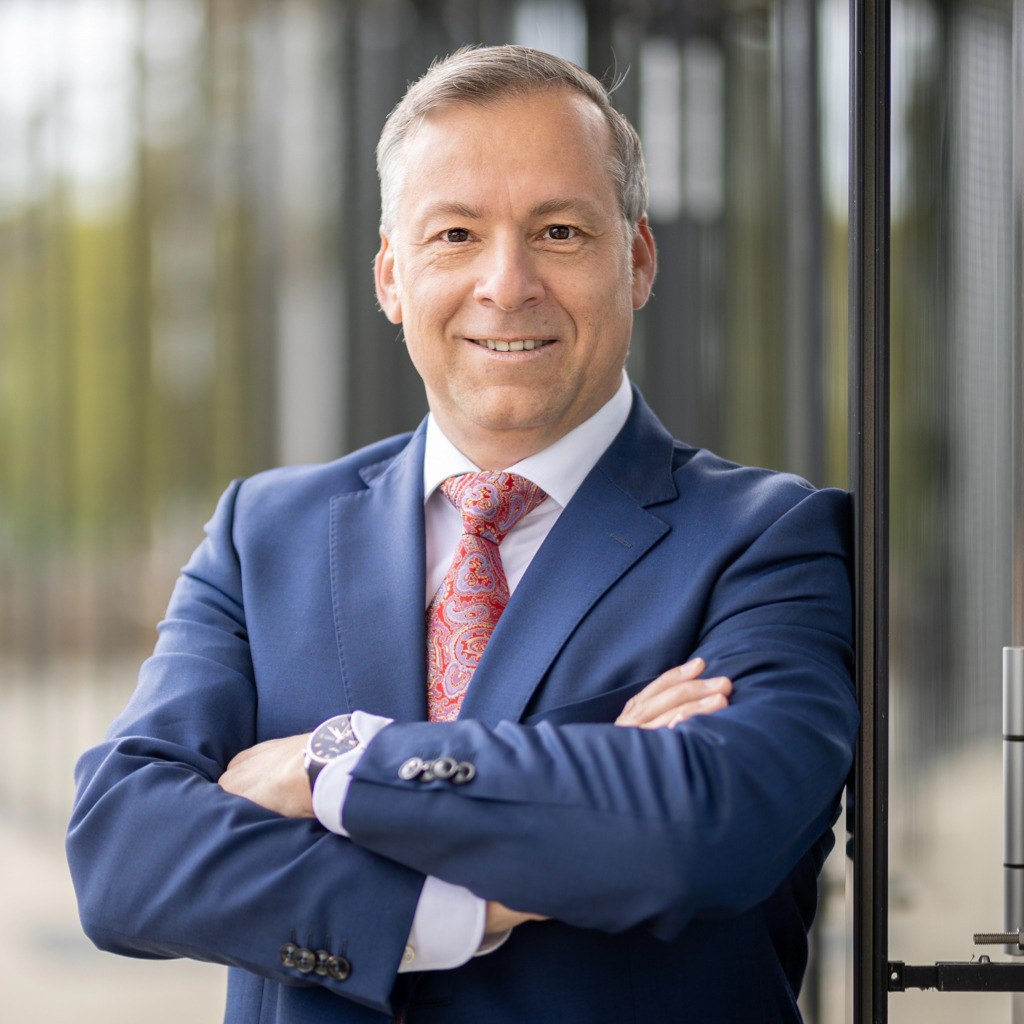 Dirk Scheliga Geschäftsführer Delfinanz XING