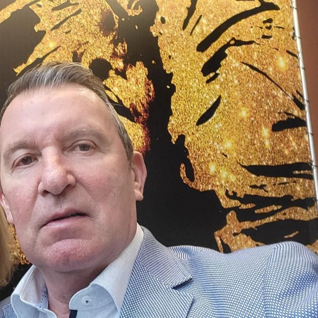 Wolfgang Trapp Regionalleiter BVBVerlagsgesellschaft mbH XING