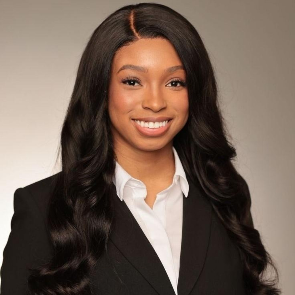 Cathy Smith Director of Recruiting 24 Seven Inc. XING