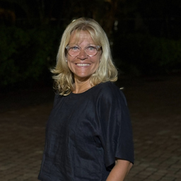 Angela-Maria Meyer