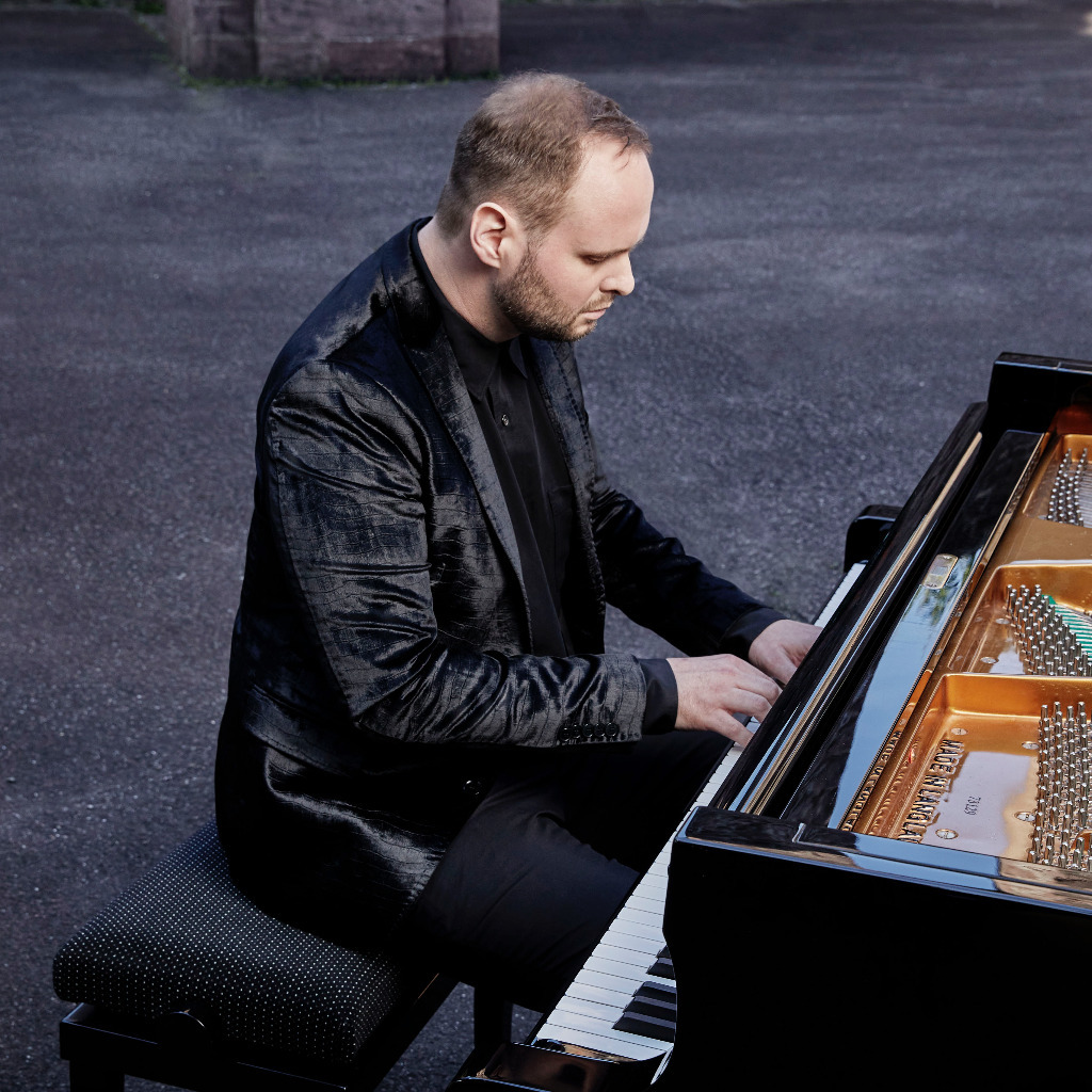 Christian Fritz Pianist Spark die klassische Band XING