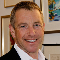 Dr. Michael Diefenbeck