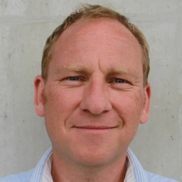 Dr. Sven Garbade