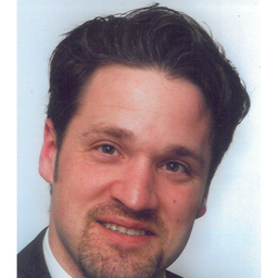 Dennis Bach