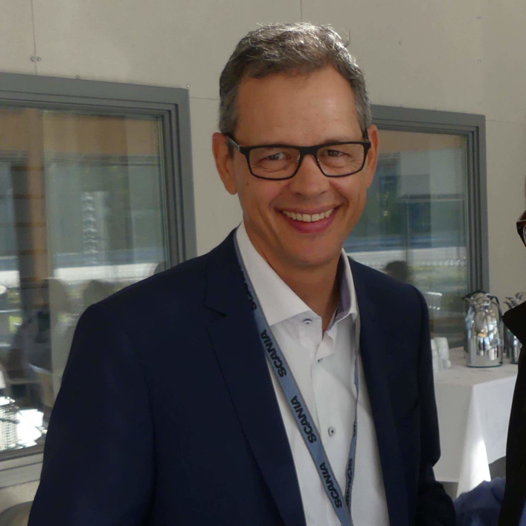 Thomas Gesing Geschäftsführer Martin Knirsch Kraftfahrzeuge GmbH XING