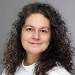 Antonia Hach