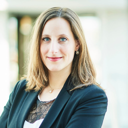 Dr. Nadine Keusch