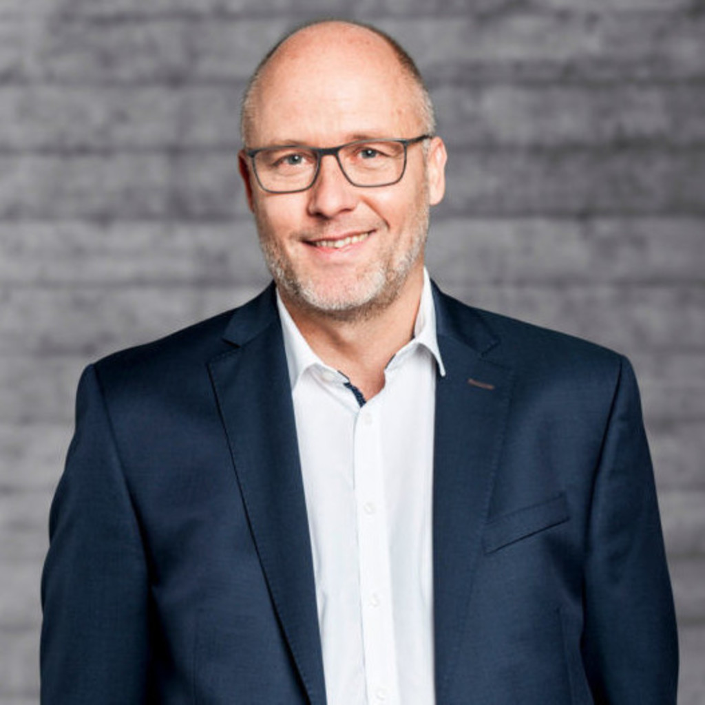 Stefan Gutsch Leitung Standort Nürnberg dimension21 GmbH Training