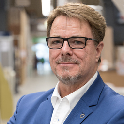 Dietmar Thomanek