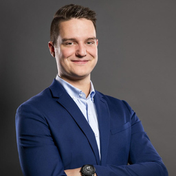 Lukas Roth