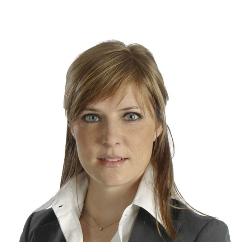 Alessia Alberti Product Manager Meetings Ticino Turismo XING
