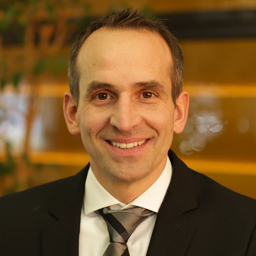 Dr. Steffen Luh