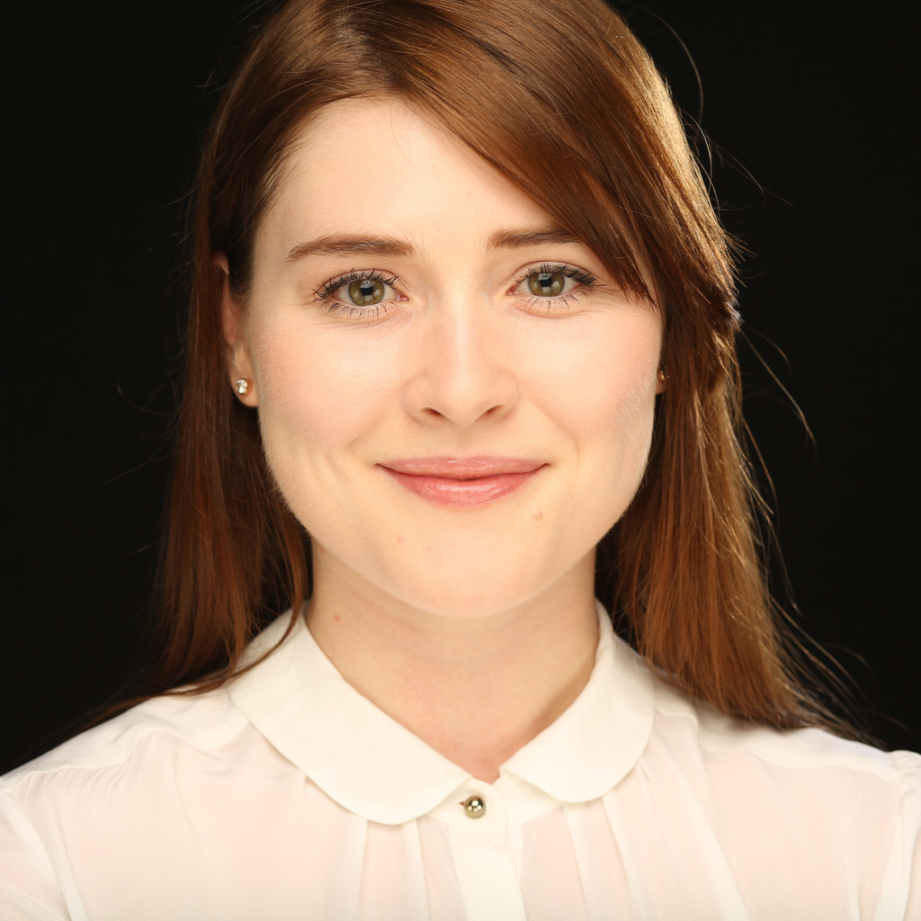 Margarita Schmidt Teamlead & Senior Social Media Managerin