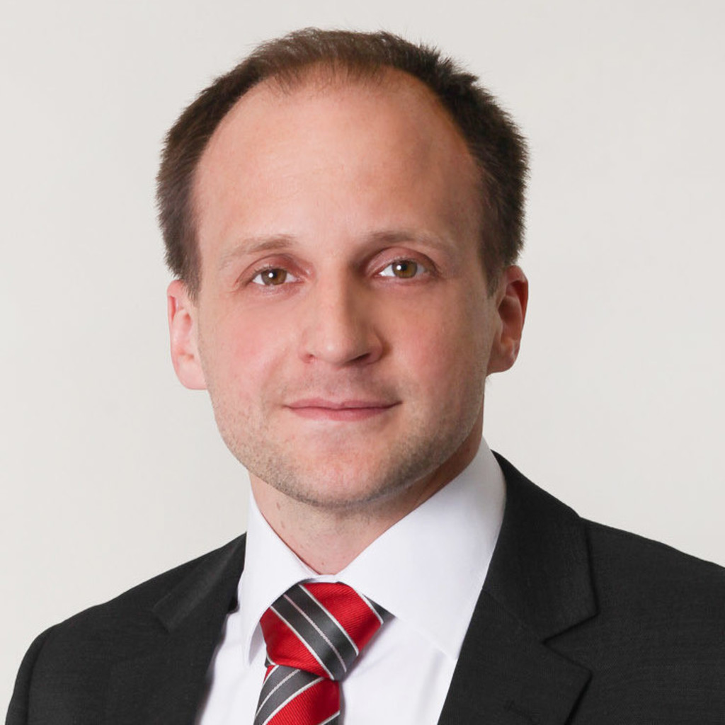 Dr. Thomas Ortner Consultant / Statistician Applied Statistics XING