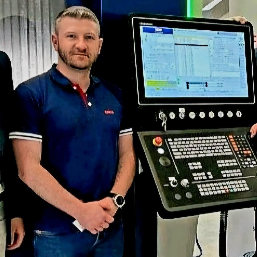 Christian Rensch Applications Engineer EMCO GmbH Hallein