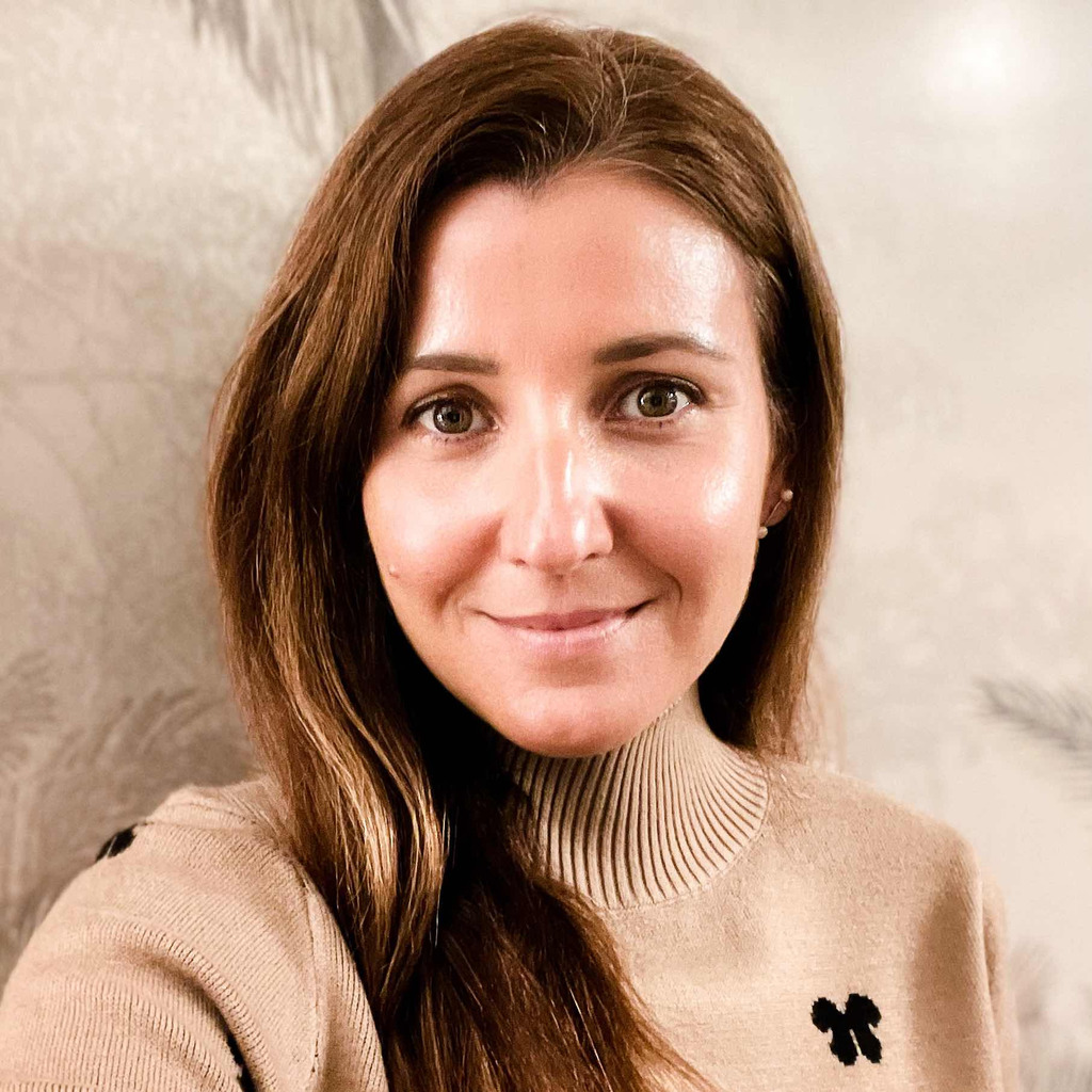 Ina Danova Senior digital marketing executive and project leader