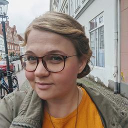 Stephanie Schuster