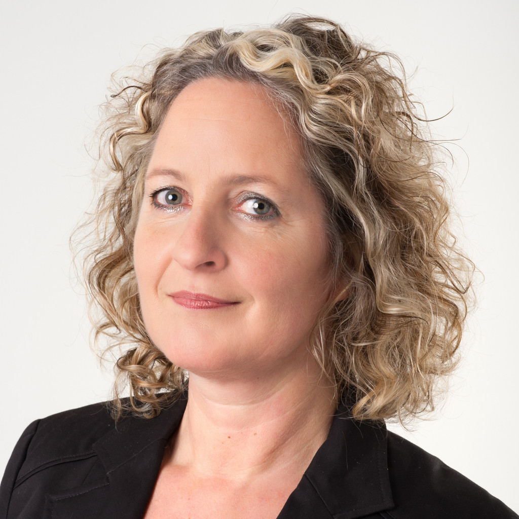 Julia bl er vongehr language editor proofreader europ ische