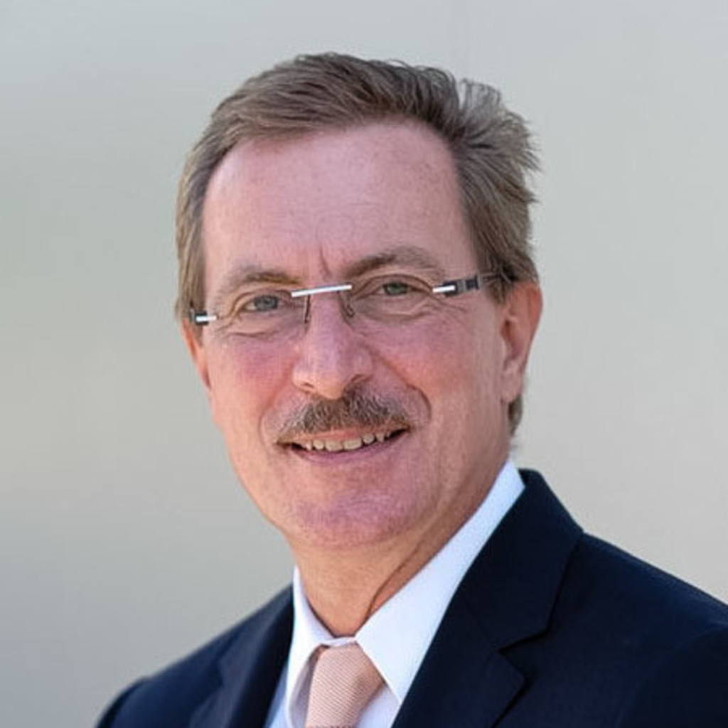 Wolfgang Zeller Leiter Beratungszentrum West / Principal / Prokurist