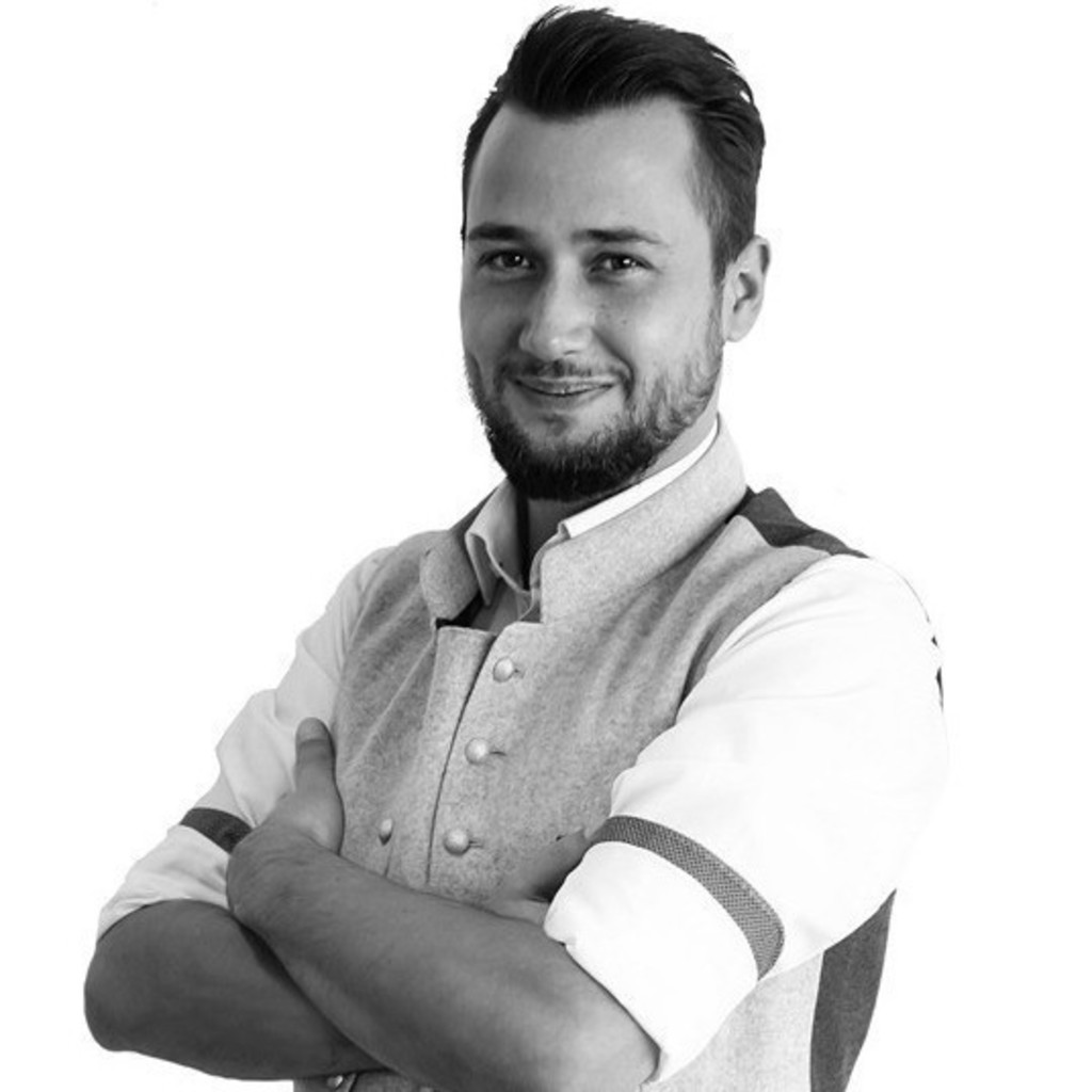 Leo Urban Human Resources Manager Hotel Jungbrunn Das Alpine