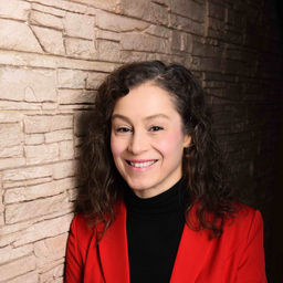 Profilbild Maria Elisa Sarraf Borelli