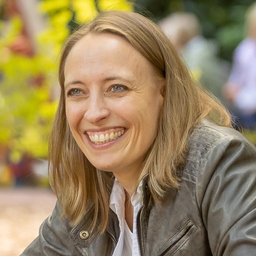 Julia Schlutius