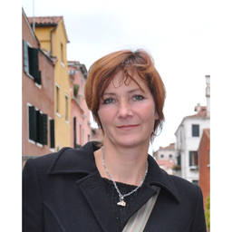 Anne Born