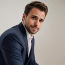 Dr. Christian Hoellger
