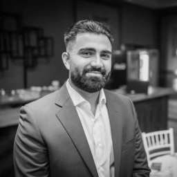 Khessrou Ahmadi