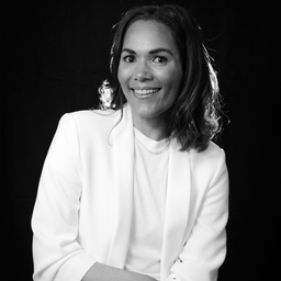 Julia Scheckenbach