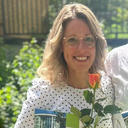 Julia Mayer