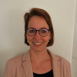 Anna Komma