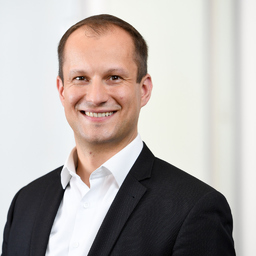 Dr. Christian König