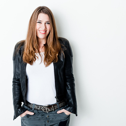 Simone Ruths