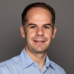 Dr. Raphael Schenk