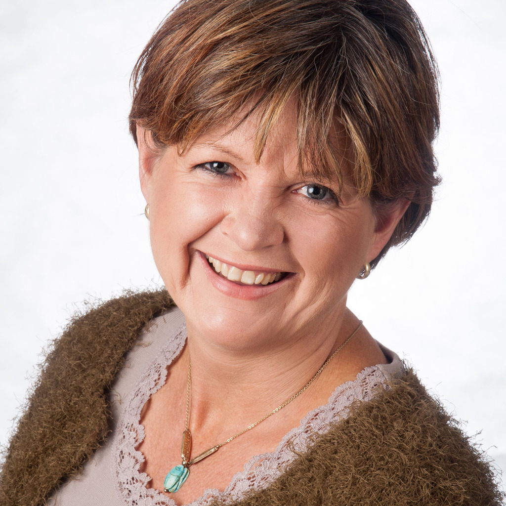 Antonie Hagel Systemischer Coach, Familienaufstellung Freiberuflich