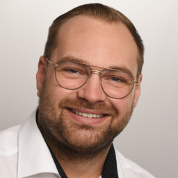 Falco Bauer
