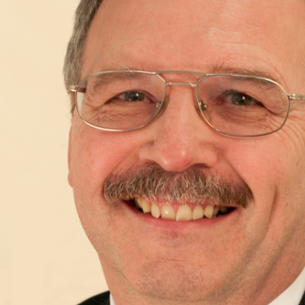 Toni Schmucki Strategie, UnternehmensArchitektur, PortfolioMgmt