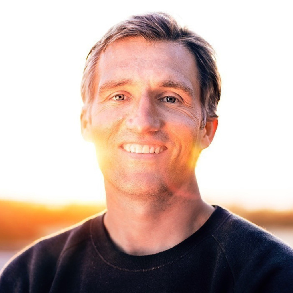 Arne Michaelsen Inhaber, Geschäftsführer aframe surfcamp XING