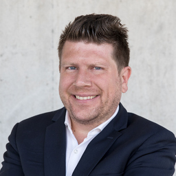 Dr. Darius Zumstein