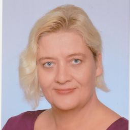 Sandra Hüll