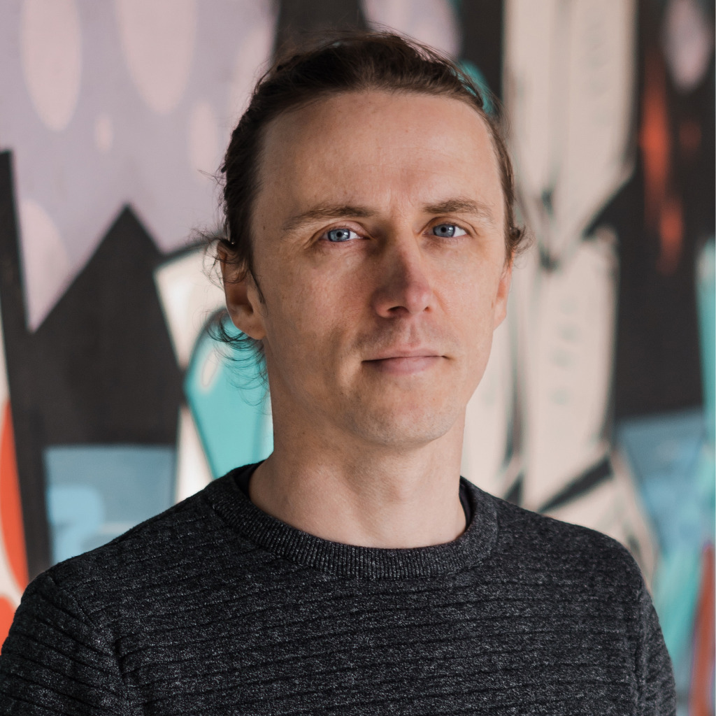 Henning Manninga CEO surprise surprise GmbH XING